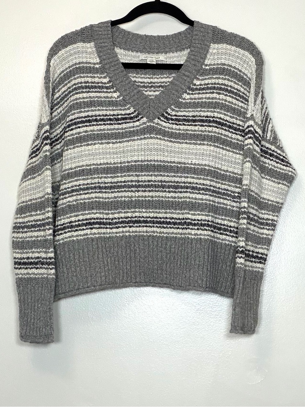 American Eagle Outfitters Striped V-Neck Sweater in Gray and White